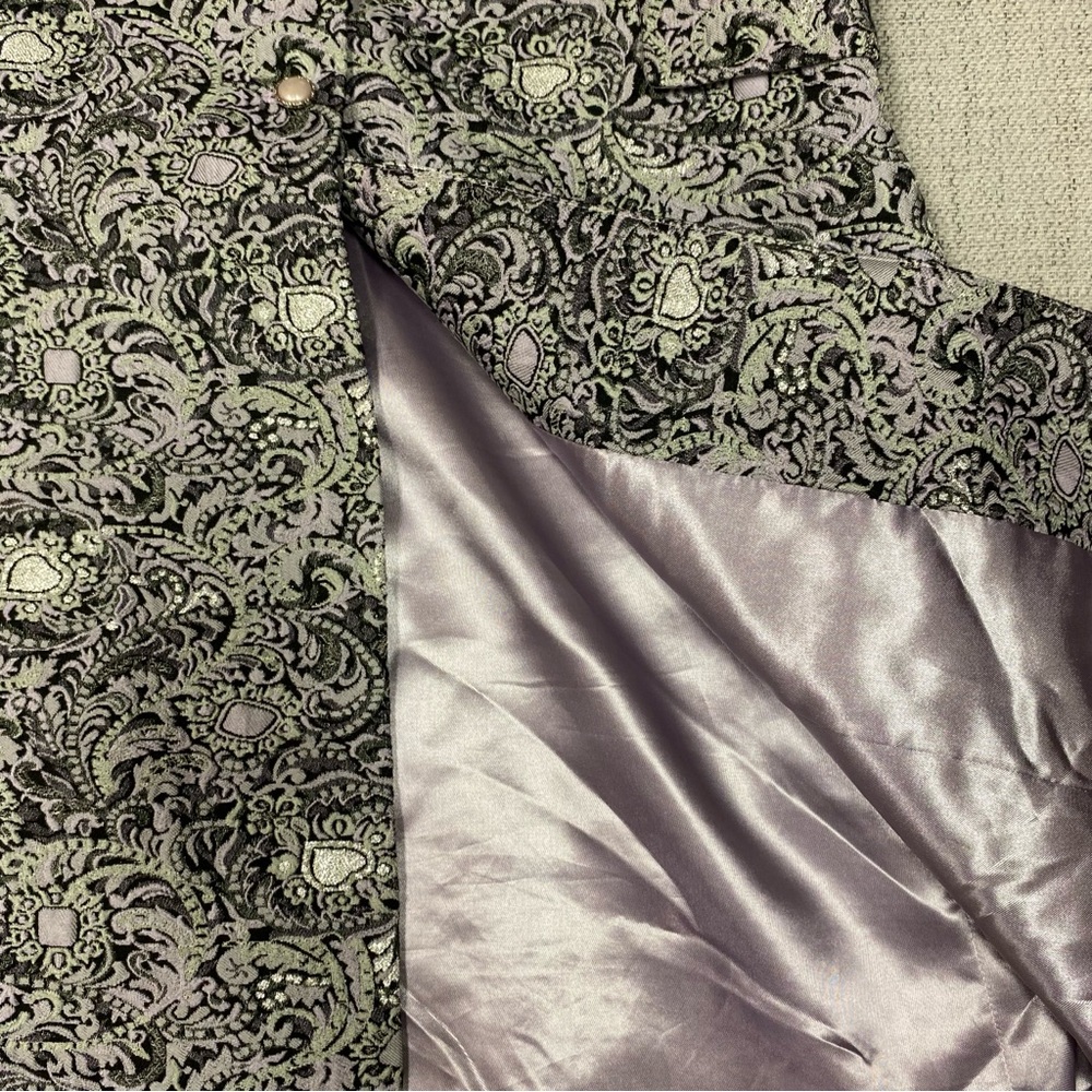 SilkLand Silver and Purple Trench Coat with Classic Silhouette - Picture 8 of 10